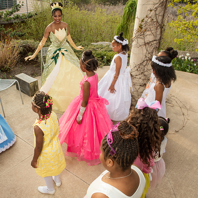 Make your little one’s day with the help of the New Orleans Princess and The Princess Party Co.