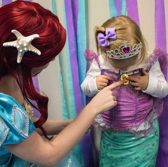 how-to-decorate-for-an-ariel-party